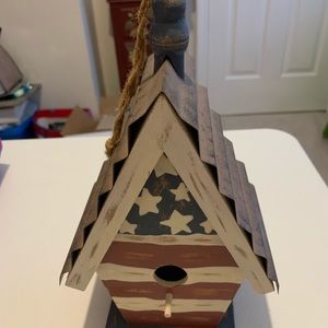 Americana decorative birdhouse